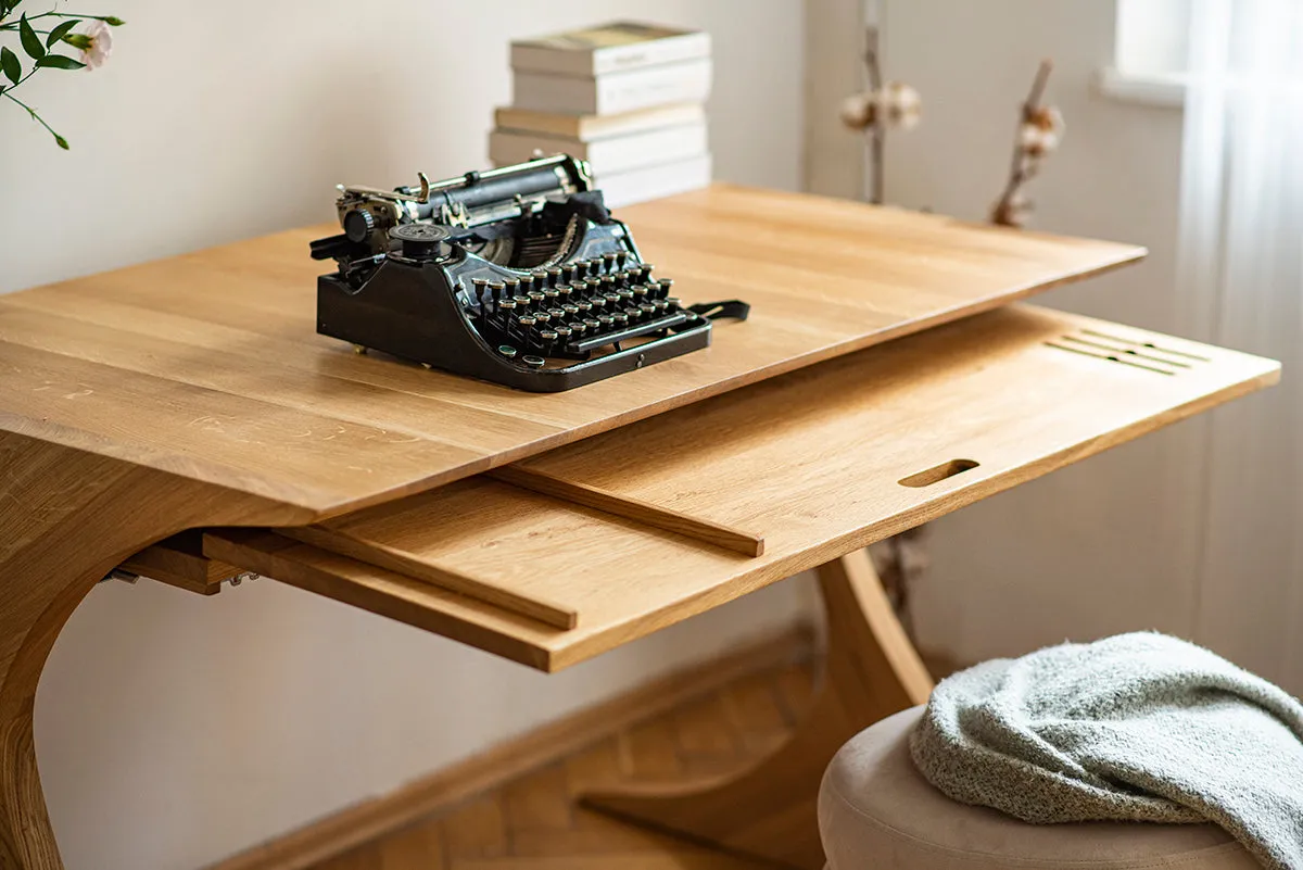 Flux Desk