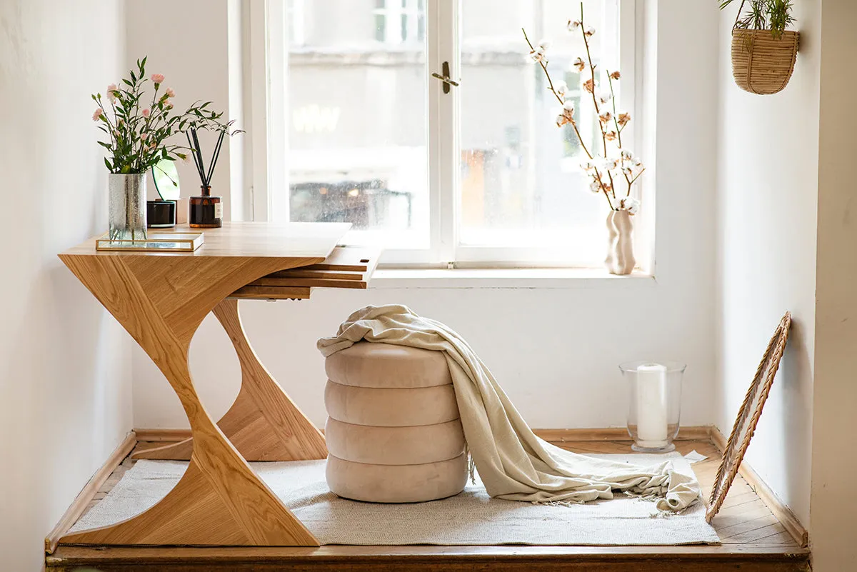 Flux Desk