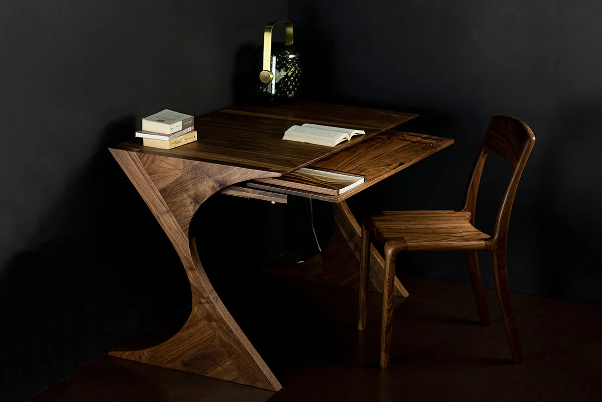 Flux Desk