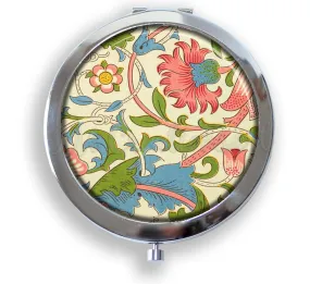 William Morris Lodden Pattern